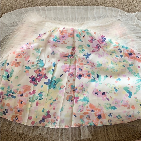 LC Lauren Conrad pleated watercolor Floral Tulle net overlay Skirt - Picture 3 of 3